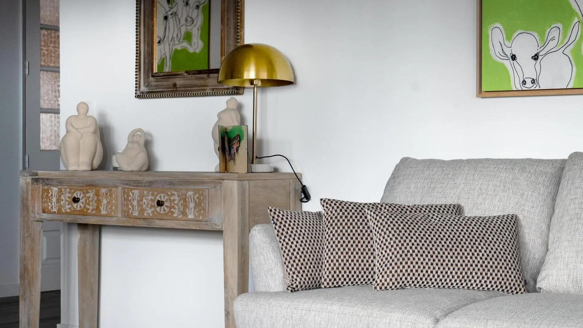 Amaro Oasis By Lovelystay Funchal  Feriehus